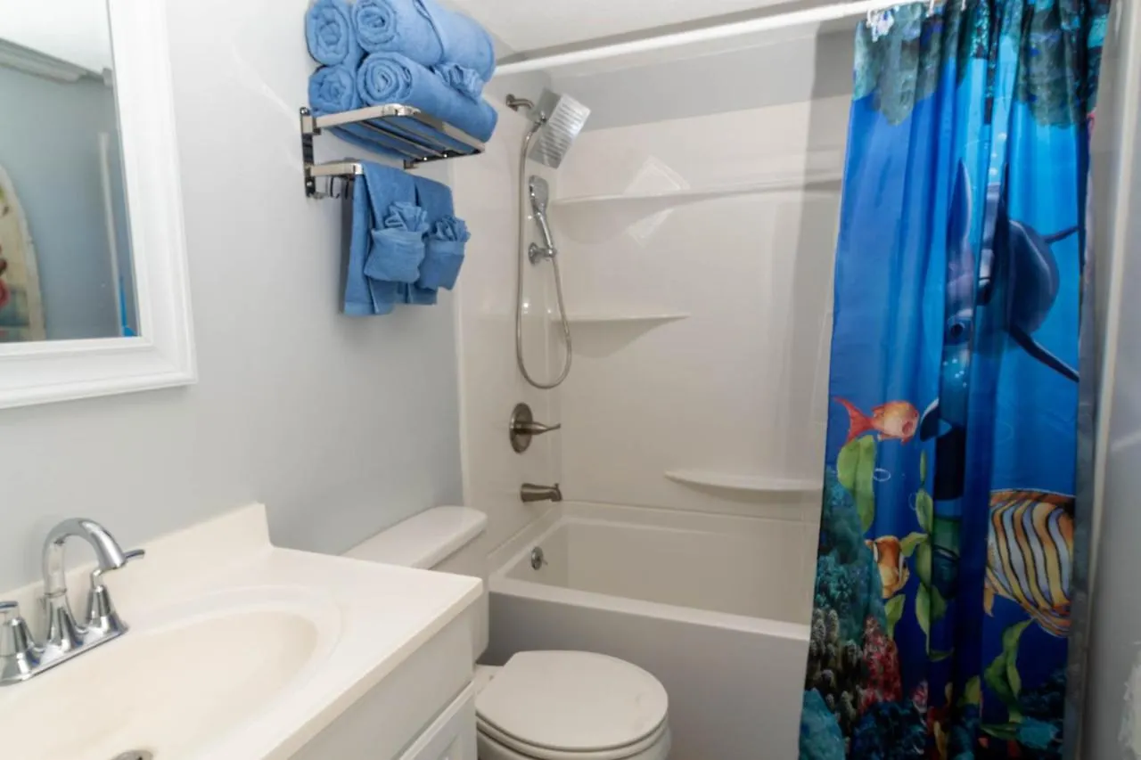 Dolphin Island Beachfront Condo Private Balcony Panama City Beach Lägenhet